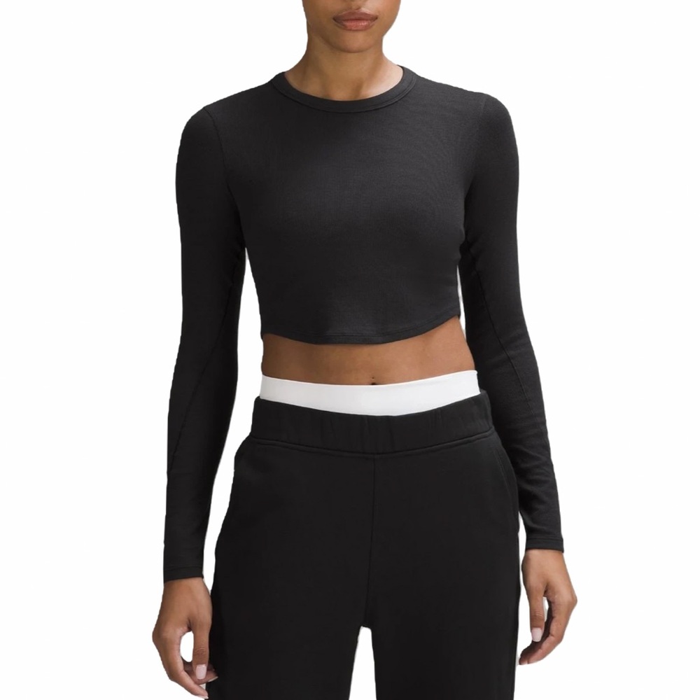Women’s LuLulemon Align Long Sleeve Cropped Crew Neck Top